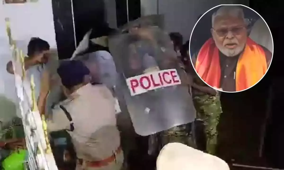 Andhra: पूर्व मंत्री अंबाती रामबाबू गुंटूर में गिरफ्तार Andhra: पूर्व मंत्री अंबाती रामबाबू गुंटूर में गिरफ्तार