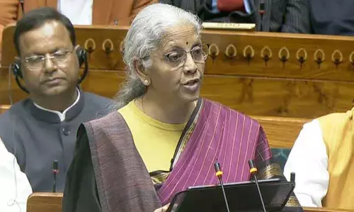 केंद्रीय बजट 2026-27: सीतारमण ने स्पोर्ट्स मैन्युफैक्चरिंग के लिए पहल की घोषणा केंद्रीय बजट 2026-27: सीतारमण ने स्पोर्ट्स मैन्युफैक्चरिंग के लिए पहल की घोषणा