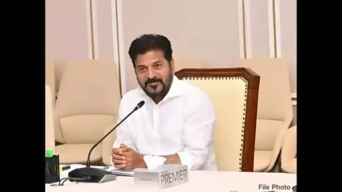 Telangana: एक्साइज पुलिसकर्मी की मौत के मामले में तेलंगाना CM का सख्त रुख, कार्रवाई के निर्देश Telangana: एक्साइज पुलिसकर्मी की मौत के मामले में तेलंगाना CM का सख्त रुख, कार्रवाई के निर्देश