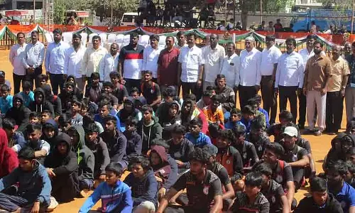 State Kho Kho टूर्नामेंट; 24 लड़कों और 15 लड़कियों की टीमों ने भाग लिया State Kho Kho टूर्नामेंट; 24 लड़कों और 15 लड़कियों की टीमों ने भाग लिया