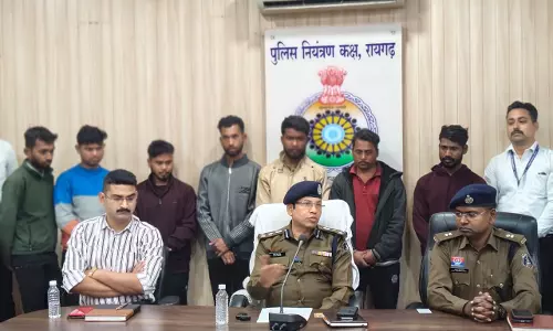 बाइक चोरी कर फर्जी दस्तावेजों से बिक्री करने वाले बड़े गिरोह का पर्दाफाश, कम्युटर आपरेटर समेत 7 गिरफ्तार