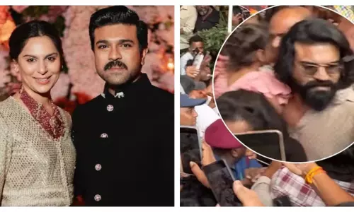 Ram Charan उपासना और नवजात जुड़वां बच्चों से मिलने गए Ram Charan उपासना और नवजात जुड़वां बच्चों से मिलने गए