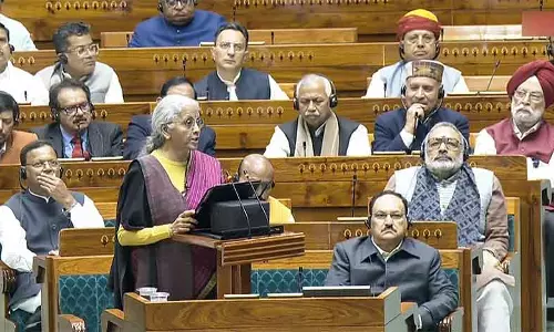 बजट 2026-27: एक्सीडेंट मुआवजे, विदेश यात्रा और शिक्षा खर्च में क्या बदलाव होंगे?