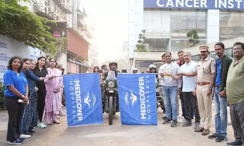 हाईटेक सिटी में Cancer पर एक जागरूकता रैली आयोजित की गई हाईटेक सिटी में Cancer पर एक जागरूकता रैली आयोजित की गई