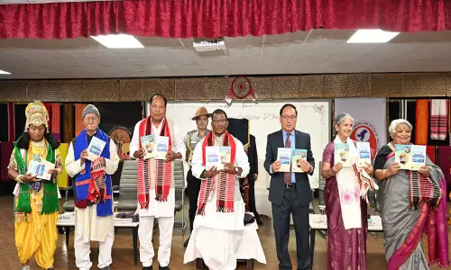 Assam के राज्यपाल ने जनजातीय सम्मेलन में भाग लिया Assam के राज्यपाल ने जनजातीय सम्मेलन में भाग लिया
