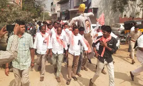 Congress के ध्यान भटकाने वाले ड्रामे, जहीराबाद में BRS की विरोध रैलियां