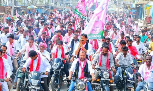 CM के इलाके में विरोध प्रदर्शन शुरू... मद्दूर नगर पालिका गुलाबी रंग में रंग गई