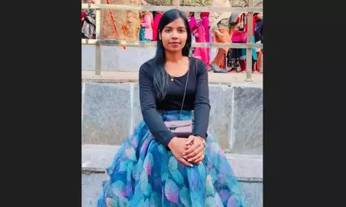 Odisha के खोरधा में किराए के घर में महिला लेक्चरर फंदे से लटकी मिली Odisha के खोरधा में किराए के घर में महिला लेक्चरर फंदे से लटकी मिली