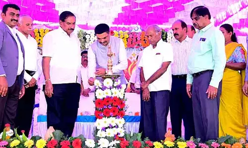 Bagepalli : नेशनल प्री-यूनिवर्सिटी कॉलेज में गुरु वंदना