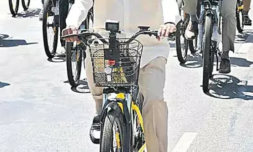 CM Chandrababu : हम दिखा रहे हैं कि विकास का मतलब क्या होता है CM Chandrababu : हम दिखा रहे हैं कि विकास का मतलब क्या होता है