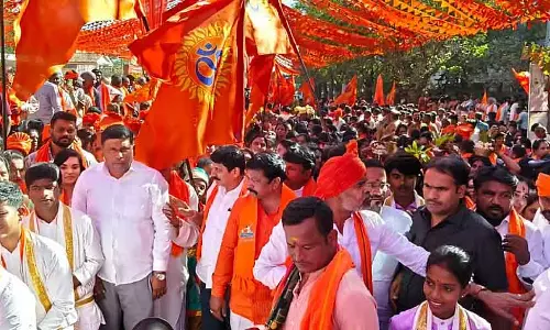 Kolar : हिंदू समाजोत्सव जुलूस में लोगों का जनसैलाब उमड़ पड़ा