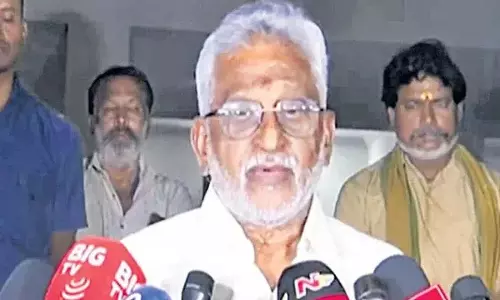 अंबाती पर हमला: YSRCP ने केंद्रीय गृह मंत्रालय में शिकायत दर्ज कराई अंबाती पर हमला: YSRCP ने केंद्रीय गृह मंत्रालय में शिकायत दर्ज कराई
