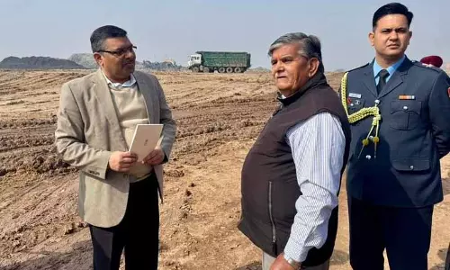 Kataria ने चंडीगढ़ में इंफ्रास्ट्रक्चर का जायजा लेने के लिए अचानक दौरे किए Kataria ने चंडीगढ़ में इंफ्रास्ट्रक्चर का जायजा लेने के लिए अचानक दौरे किए