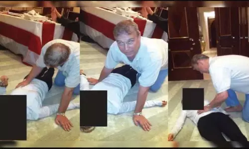 नई Epstein files में पूर्व प्रिंस एंड्रयू की एक महिला के ऊपर झुकी हुई तस्वीरें सामने आईं