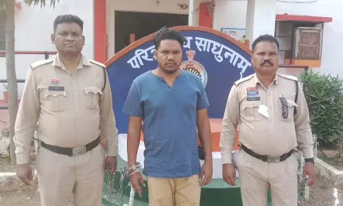 चाकू दिखाकर दहशत फैलाने वाला गुण्डा बदमाश राजेश सिसोदिया गिरफ्तार