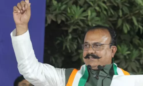 सिर्फ बड़े-बड़े आंकड़े और खोखले वादे: केंद्रीय बजट पर महाराष्ट्र कांग्रेस सिर्फ बड़े-बड़े आंकड़े और खोखले वादे: केंद्रीय बजट पर महाराष्ट्र कांग्रेस