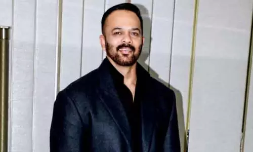 Rohit Shetty के घर के बाहर फायरिंग, कोई घायल नहीं Rohit Shetty के घर के बाहर फायरिंग, कोई घायल नहीं