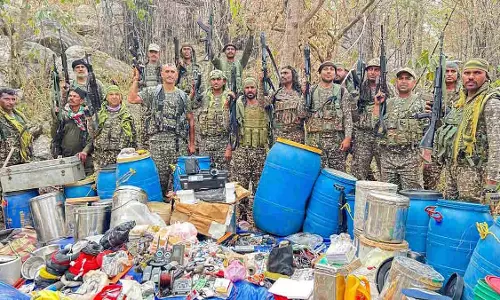 सुरक्षाबलों को बड़ी कामयाबी, नक्सलियों का विशाल डंप बरामद, प्रेशर कुकर IED नष्ट