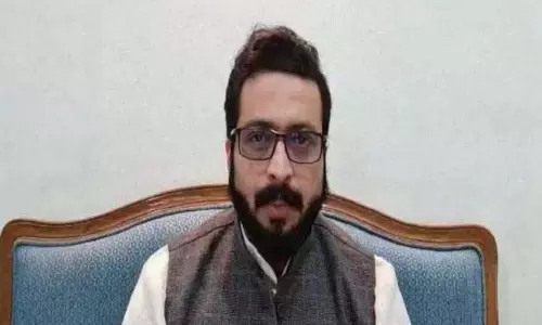 NCP को मर्ज करने का फैसला सबकी सहमति से लिया गया था: अमोल कोल्हे NCP को मर्ज करने का फैसला सबकी सहमति से लिया गया था: अमोल कोल्हे
