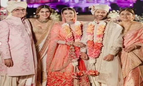 कृति सेनन ने मनीष मल्होत्रा के लिए लिखा खास पोस्ट, खूबसूरत आउटफिट्स पर जताया आभार कृति सेनन ने मनीष मल्होत्रा के लिए लिखा खास पोस्ट, खूबसूरत आउटफिट्स पर जताया आभार