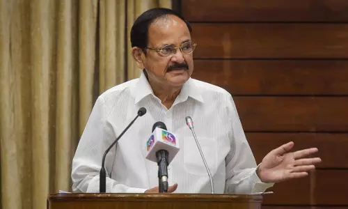 Venkaiah Naidu ने VHEC का उद्घाटन, रामकृष्ण मिशन को राष्ट्र निर्माण का केंद्र बताया