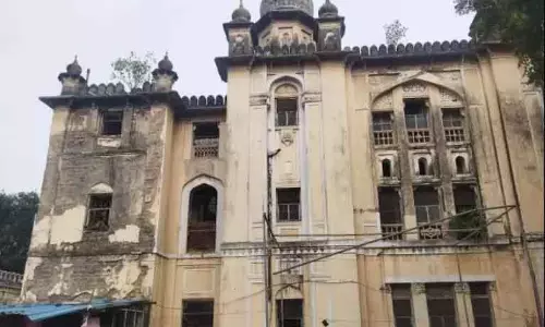 Gachibowli में लिफ्ट गड्ढे में गिरने से सुरक्षा गार्ड की मौत Gachibowli में लिफ्ट गड्ढे में गिरने से सुरक्षा गार्ड की मौत