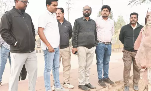 जोन-4 के आयुक्त ने किया खेल मैदान, पेयजल व सफाई व्यवस्था का निरीक्षण