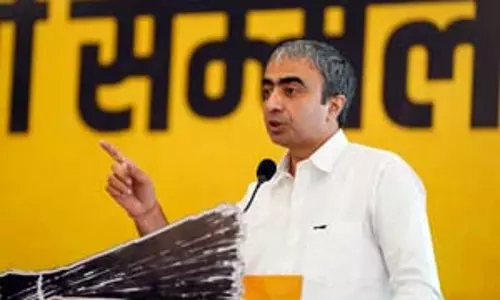 नायब सिंह सैनी ने की केंद्रीय बजट की तारीफ, अनुराग ढांडा बोले-आप प्रदेश पर ध्यान दें