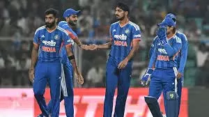 IND vs NZ: टीम इंडिया ने 5वें टी20 मैच को किया 46 रनों से अपने नाम IND vs NZ: टीम इंडिया ने 5वें टी20 मैच को किया 46 रनों से अपने नाम