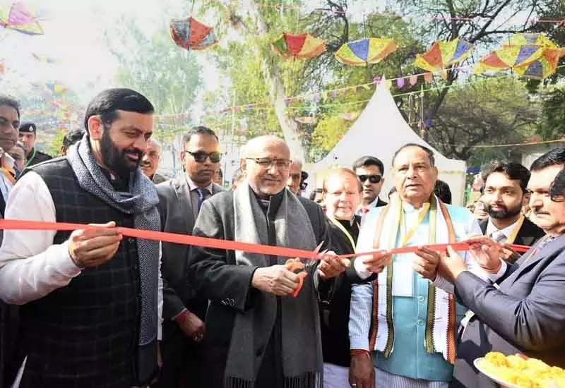 Faridabad कारीगर भारत की विरासत के संरक्षक: राधाकृष्णन Faridabad कारीगर भारत की विरासत के संरक्षक: राधाकृष्णन