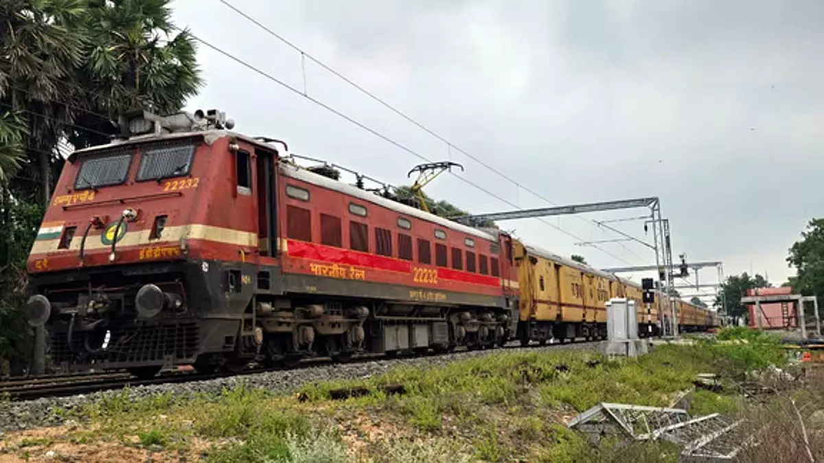 Madurai से गुजरने वाली 3 ट्रेनों का मार्ग बदला गया Madurai से गुजरने वाली 3 ट्रेनों का मार्ग बदला गया