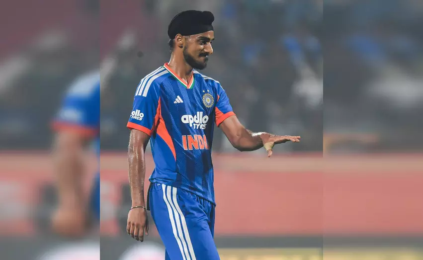 अर्शदीप सिंह टी20 में सबसे महंगा फाइफर लेने वाले गेंदबाज बने, दूसरे और तीसरे नंबर पर ये गेंदबाज अर्शदीप सिंह टी20 में सबसे महंगा फाइफर लेने वाले गेंदबाज बने, दूसरे और तीसरे नंबर पर ये गेंदबाज
