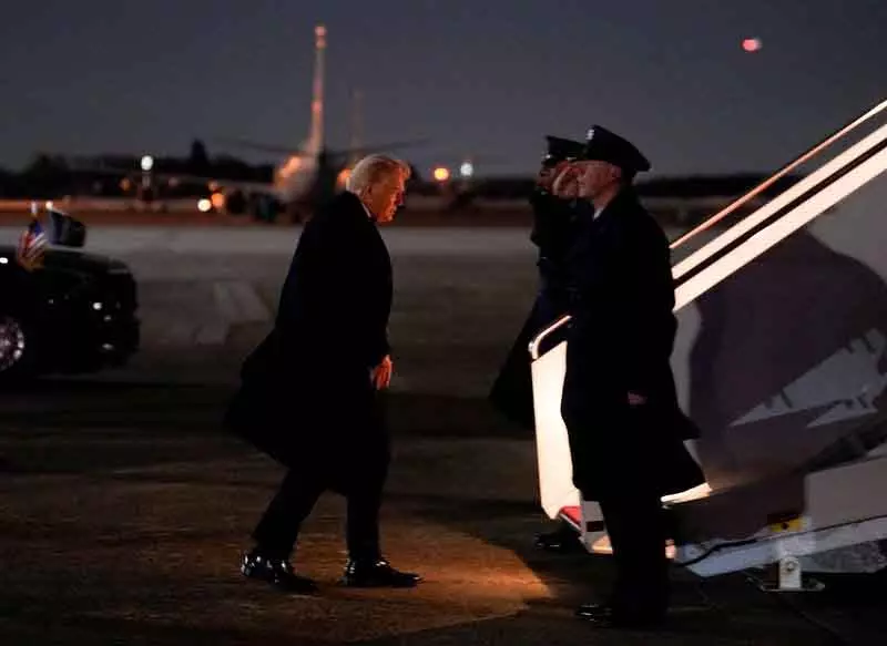 Trump: भारत वेनेजुएला से तेल खरीदेगा, ईरान से नहीं Trump: भारत वेनेजुएला से तेल खरीदेगा, ईरान से नहीं