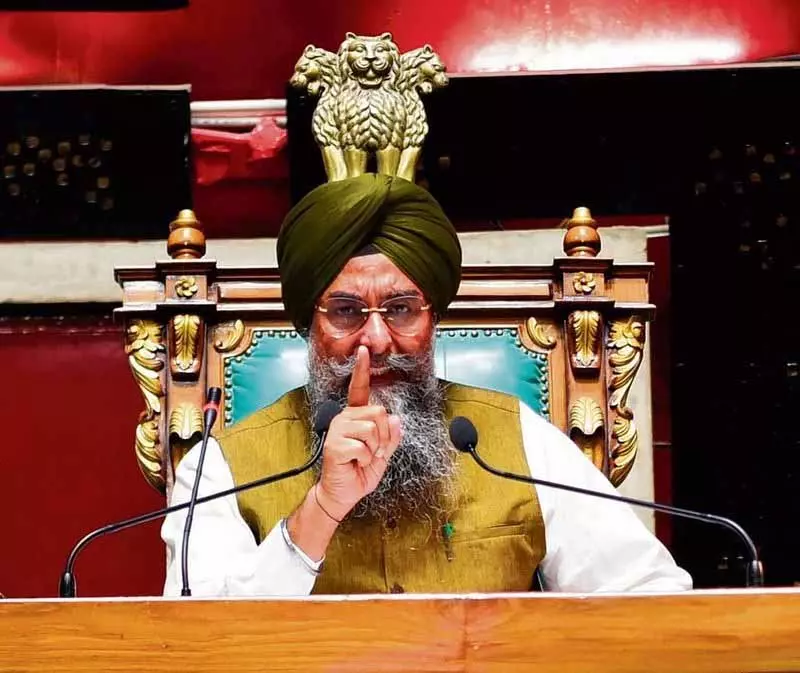 Punjab: कोई केंद्रीय फंड नहीं, राज्य की अर्थव्यवस्था चुनौतियों का सामना कर रही, संधवान ने कहा Punjab: कोई केंद्रीय फंड नहीं, राज्य की अर्थव्यवस्था चुनौतियों का सामना कर रही, संधवान ने कहा