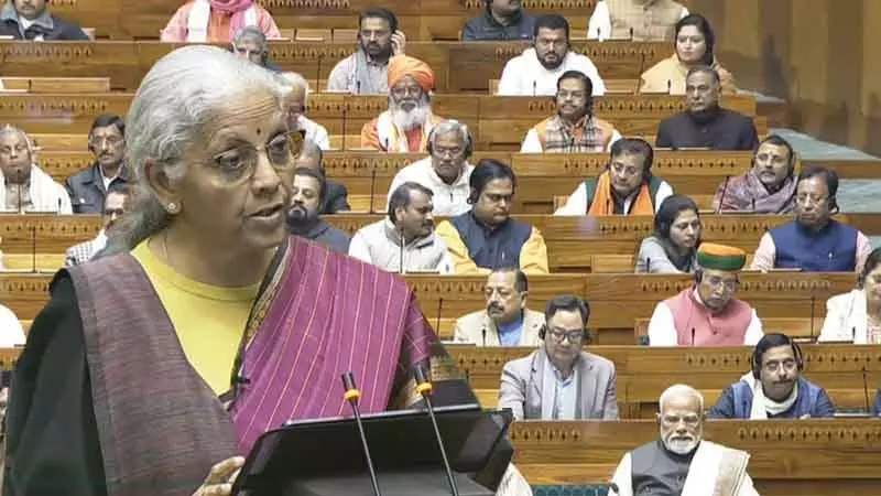 यूनियन बजट 2026 LIVE: FY27 में फिस्कल डेफिसिट 4.3% और कैपेक्स 12.2 लाख करोड़ रुपये यूनियन बजट 2026 LIVE: FY27 में फिस्कल डेफिसिट 4.3% और कैपेक्स 12.2 लाख करोड़ रुपये