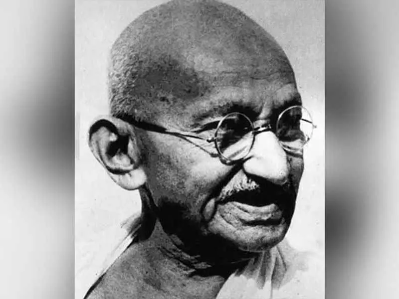 कांग्रेस ने गांधी को श्रद्धांजलि दी, MNREGA को खत्म करने का विरोध किया कांग्रेस ने गांधी को श्रद्धांजलि दी, MNREGA को खत्म करने का विरोध किया