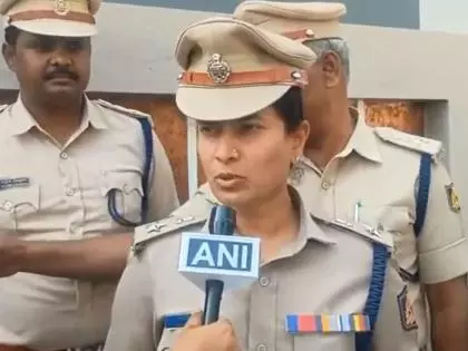 Karnataka: कोट्टूर ट्रिपल मर्डर केस में 24 वर्षीय आरोपी गिरफ्तार Karnataka: कोट्टूर ट्रिपल मर्डर केस में 24 वर्षीय आरोपी गिरफ्तार