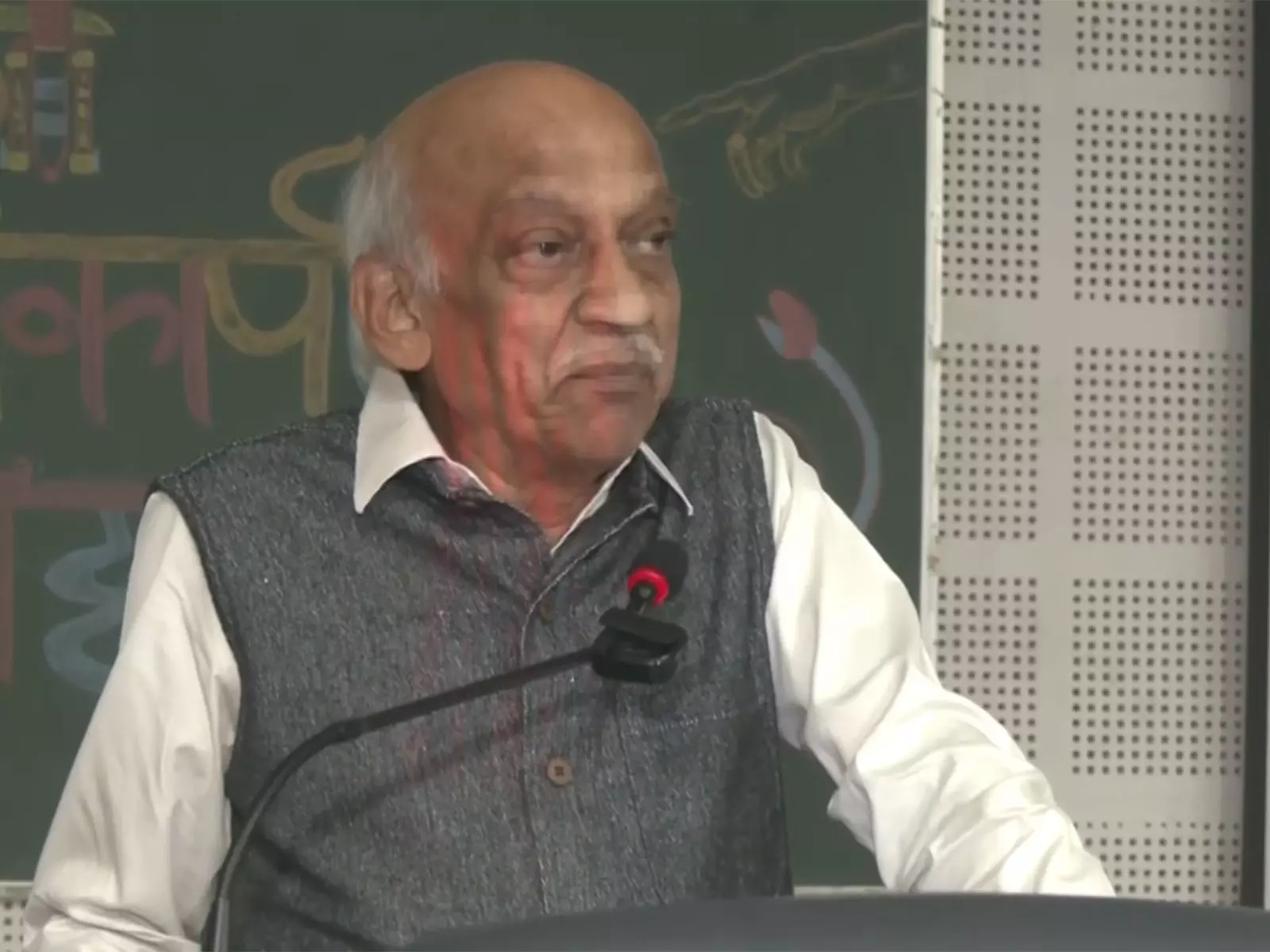 भारत ने अंतरिक्ष का उपयोग मानवता के लिए किया, न कि सैन्य उद्देश्यों के लिए: पूर्व ISRO प्रमुख भारत ने अंतरिक्ष का उपयोग मानवता के लिए किया, न कि सैन्य उद्देश्यों के लिए: पूर्व ISRO प्रमुख