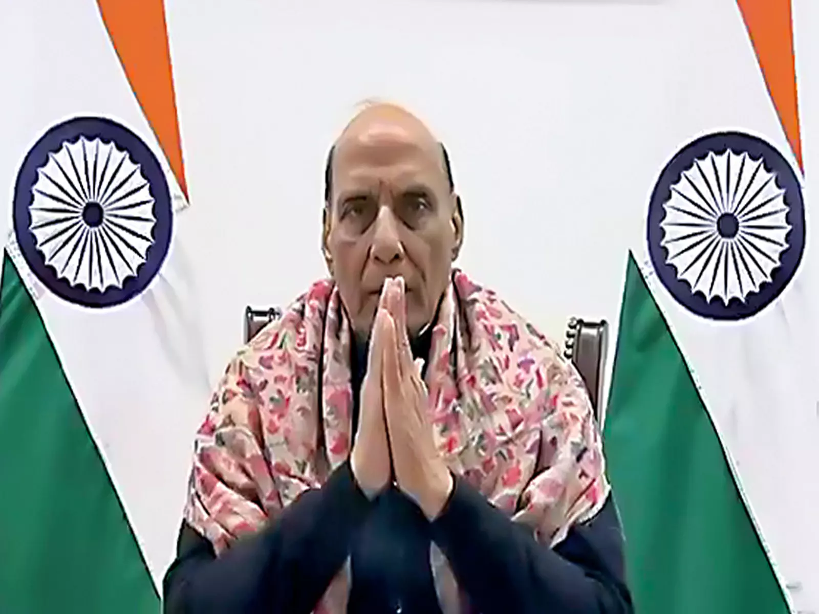 Defence Minister राजनाथ सिंह ने भारतीय तटरक्षक बल के 50वें स्थापना दिवस पर शुभकामनाएं दीं Defence Minister राजनाथ सिंह ने भारतीय तटरक्षक बल के 50वें स्थापना दिवस पर शुभकामनाएं दीं