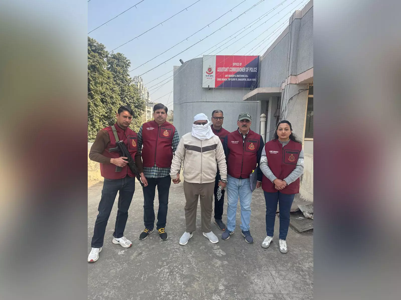 Delhi में ट्रैफिक धोखाधड़ी गिरोह का भंडाफोड़ Delhi में ट्रैफिक धोखाधड़ी गिरोह का भंडाफोड़