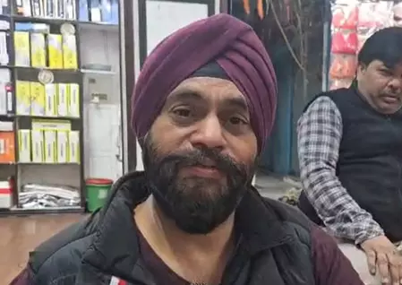 आम बजट: दिल्ली के गांधीनगर मार्केट में मिली-जुली प्रतिक्रिया, व्यापारियों ने बताया औसत आम बजट: दिल्ली के गांधीनगर मार्केट में मिली-जुली प्रतिक्रिया, व्यापारियों ने बताया औसत