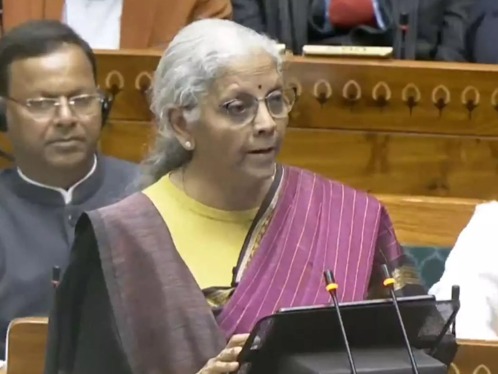Budget 2026: सरकार संबद्ध स्वास्थ्य संस्थानों का उन्नयन करेगी और 1 लाख पेशेवरों को प्रशिक्षण देगी Budget 2026: सरकार संबद्ध स्वास्थ्य संस्थानों का उन्नयन करेगी और 1 लाख पेशेवरों को प्रशिक्षण देगी