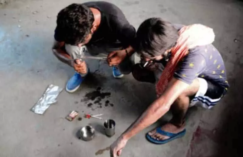 Mandi Gobindgarh महाराजा अग्रसेन पार्क नशीली दवाओं के दुरुपयोग के लिए हॉटस्पॉट Mandi Gobindgarh महाराजा अग्रसेन पार्क नशीली दवाओं के दुरुपयोग के लिए हॉटस्पॉट