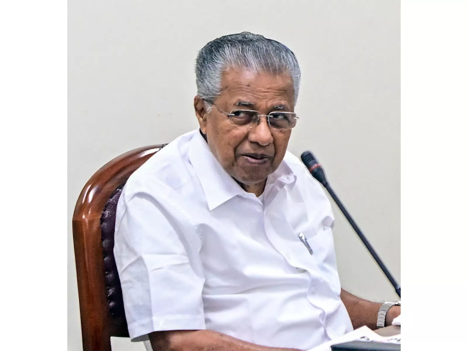 Vijayan ने केंद्रीय बजट में कटौती और केरल की उपेक्षा का आरोप लगाया Vijayan ने केंद्रीय बजट में कटौती और केरल की उपेक्षा का आरोप लगाया