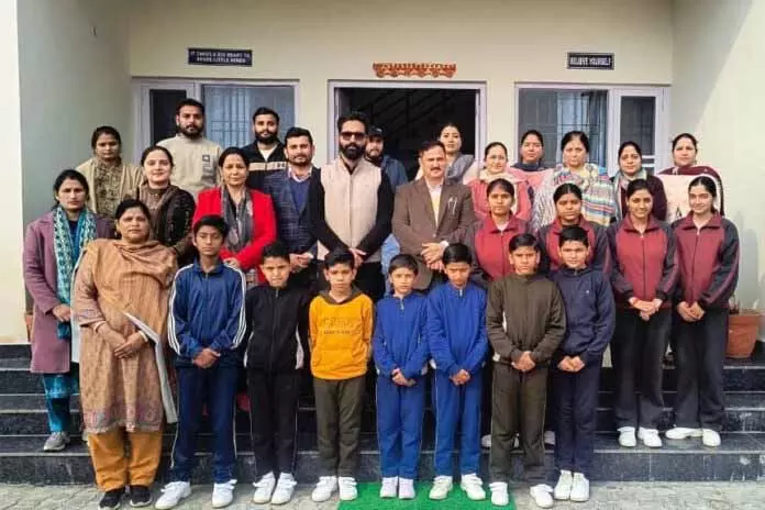 SWD के डायरेक्टर ने चाइल्ड केयर इंस्टीट्यूशन और सीनियर सिटिजन होम का दौरा किया SWD के डायरेक्टर ने चाइल्ड केयर इंस्टीट्यूशन और सीनियर सिटिजन होम का दौरा किया