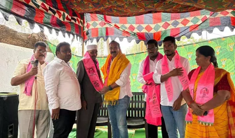 नगरपालिका चुनावों में BRS की जीत पक्की है: पूर्व विधायक बोल्लम धीमा नगरपालिका चुनावों में BRS की जीत पक्की है: पूर्व विधायक बोल्लम धीमा