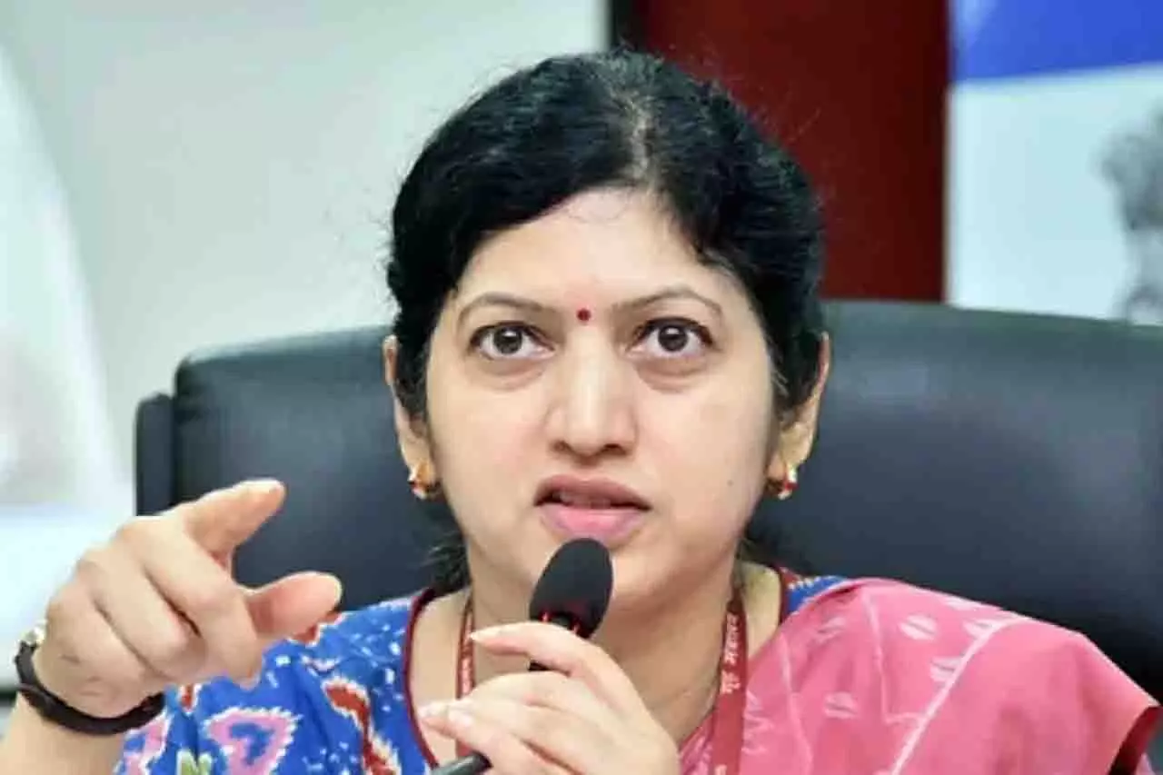 ओडिशा में बड़ा प्रशासनिक फेरबदल, तीन सीनियर IAS को मिला प्रमोशन ओडिशा में बड़ा प्रशासनिक फेरबदल, तीन सीनियर IAS को मिला प्रमोशन
