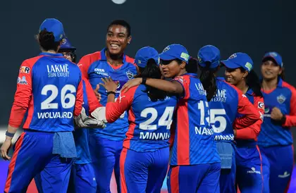 WPL 2026: अनुशासित दिल्ली कैपिटल्स ने यूपी वॉरियर्स की बल्लेबाजी को कंट्रोल किया WPL 2026: अनुशासित दिल्ली कैपिटल्स ने यूपी वॉरियर्स की बल्लेबाजी को कंट्रोल किया