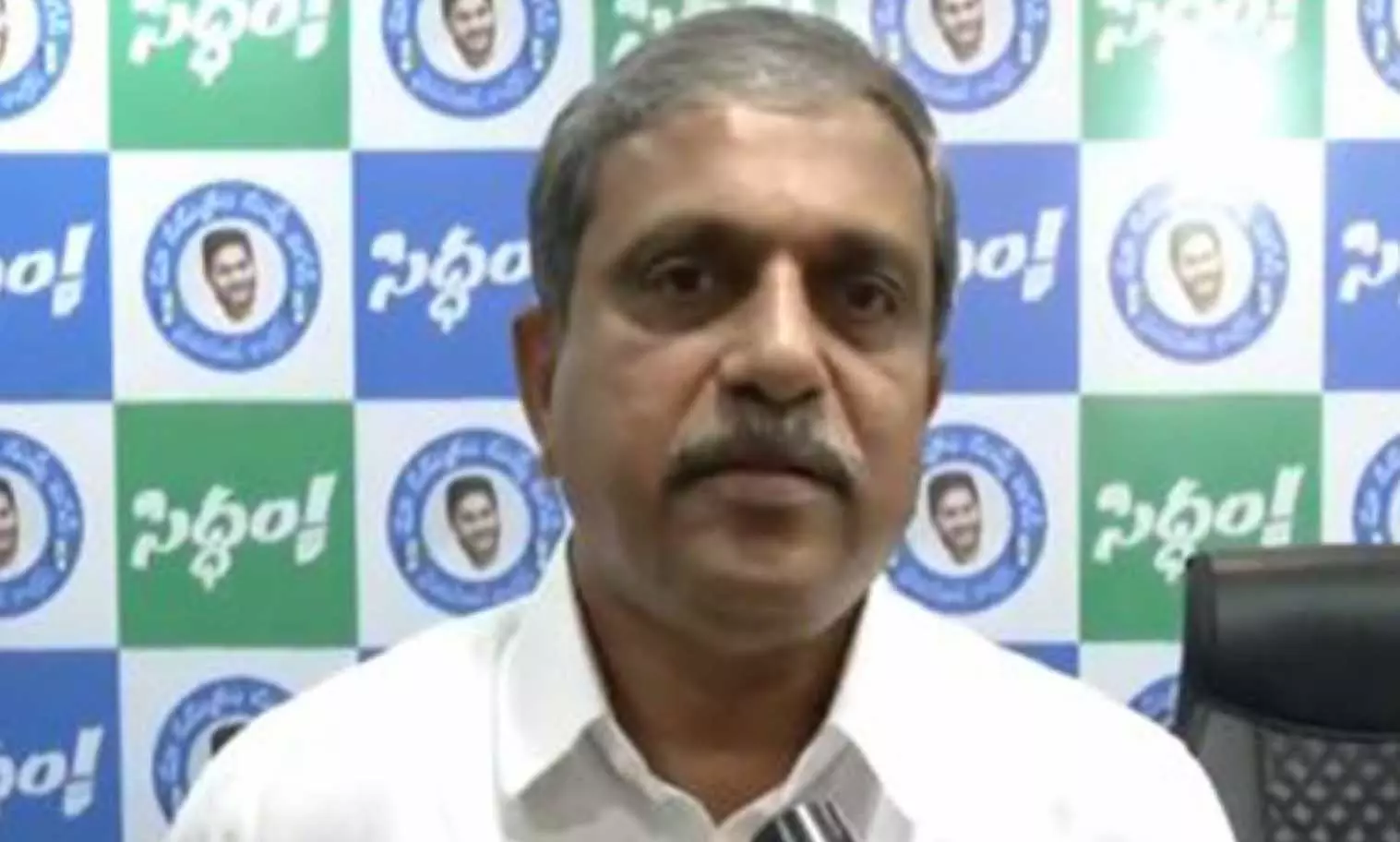 Sajjala Reddy ने अंबाती रामबाबू पर साजिश का आरोप लगाया Sajjala Reddy ने अंबाती रामबाबू पर साजिश का आरोप लगाया