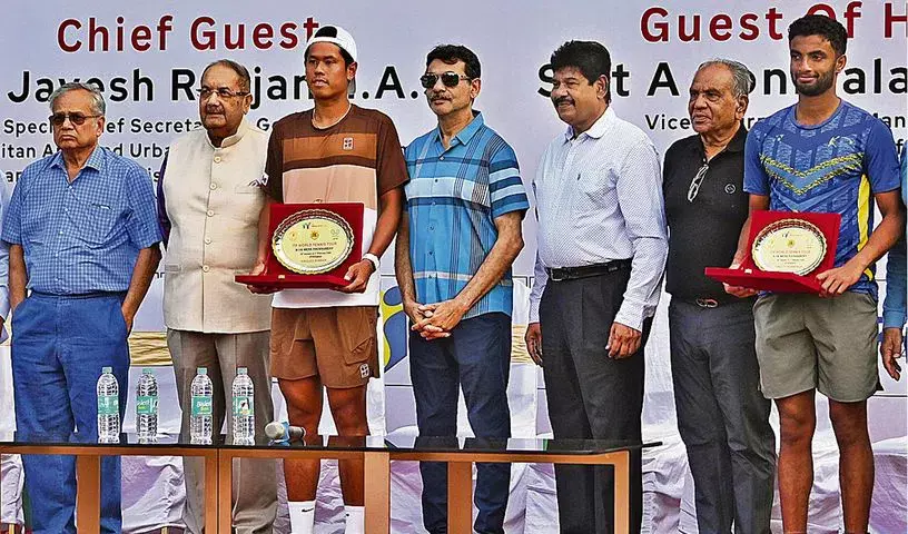पवित सोर्नलक्सप ने मनीष सुरेश कुमार को हराकर ITF हैदराबाद का खिताब जीता पवित सोर्नलक्सप ने मनीष सुरेश कुमार को हराकर ITF हैदराबाद का खिताब जीता